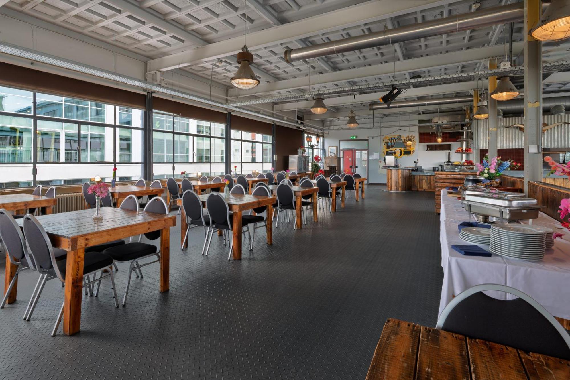 Stayokay Hostel Eindhoven - Blue Collar Экстерьер фото