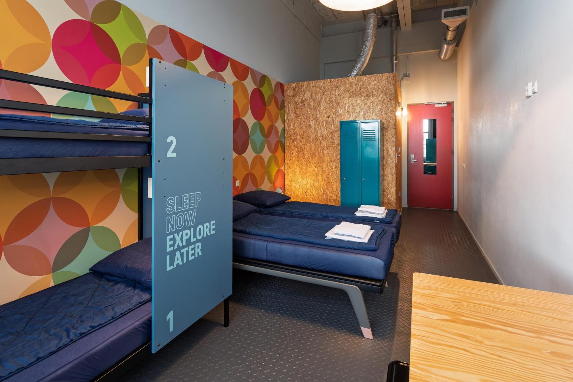 Stayokay Hostel Eindhoven - Blue Collar Экстерьер фото