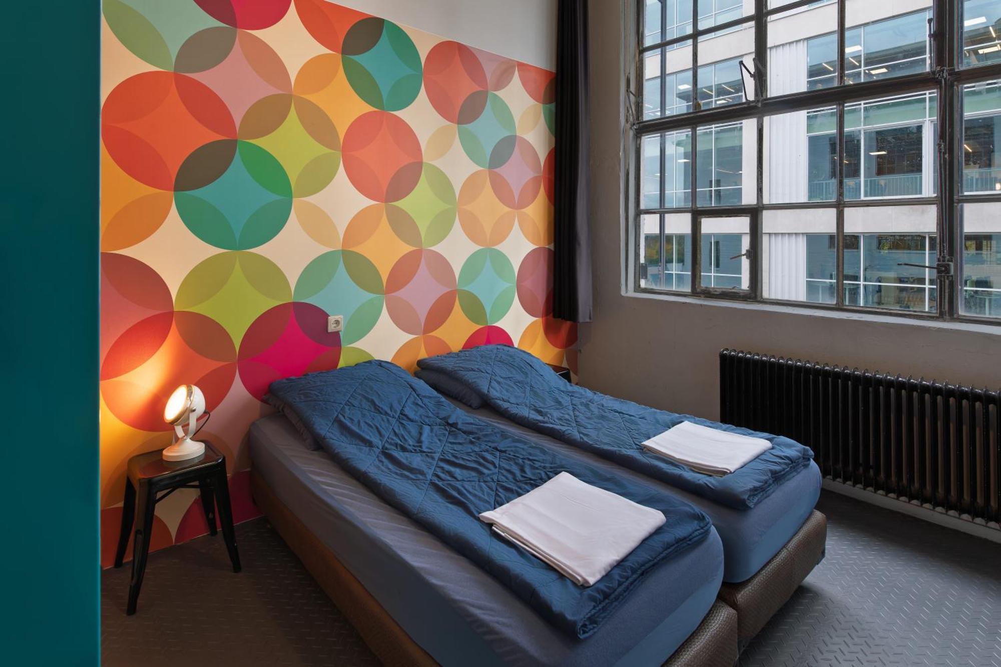 Stayokay Hostel Eindhoven - Blue Collar Экстерьер фото